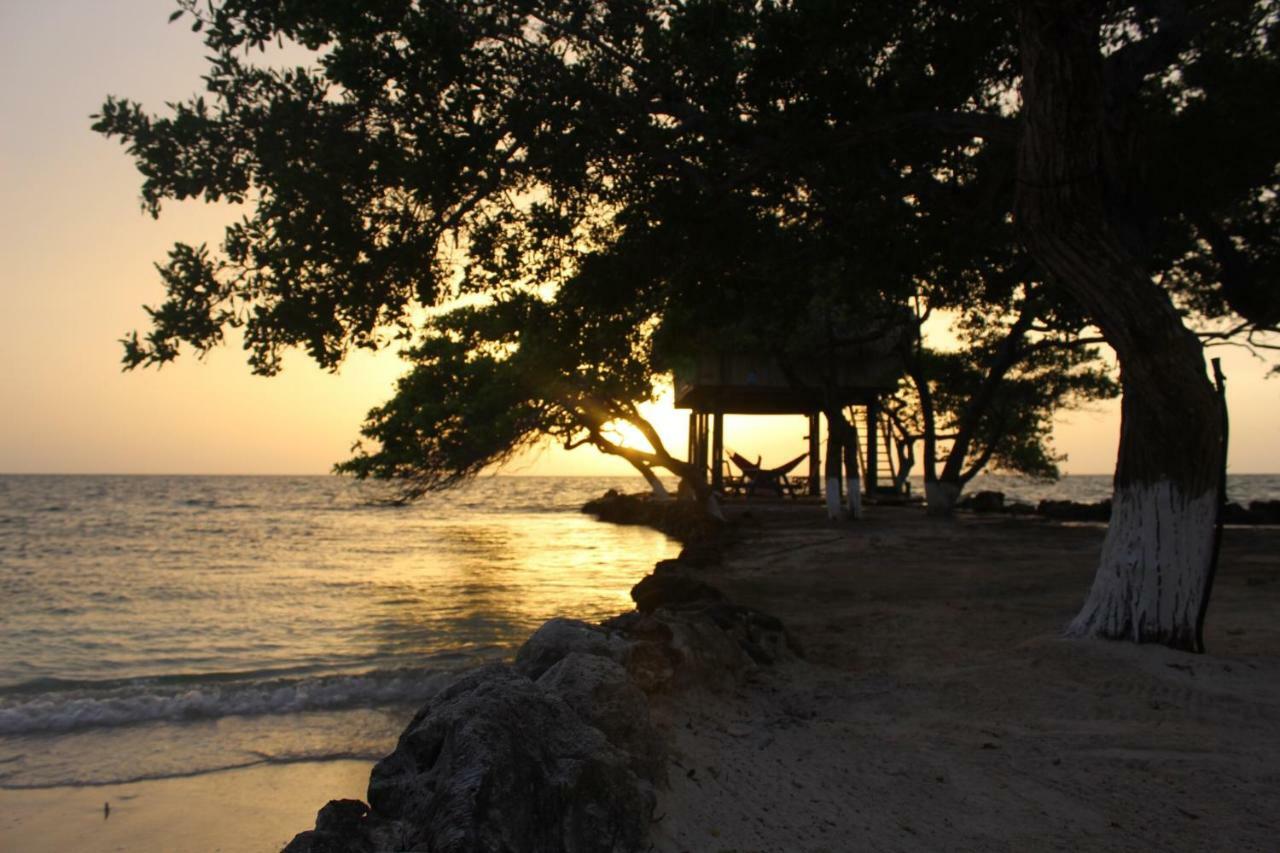 Hotel Puntanorte Tintipan Island Extérieur photo