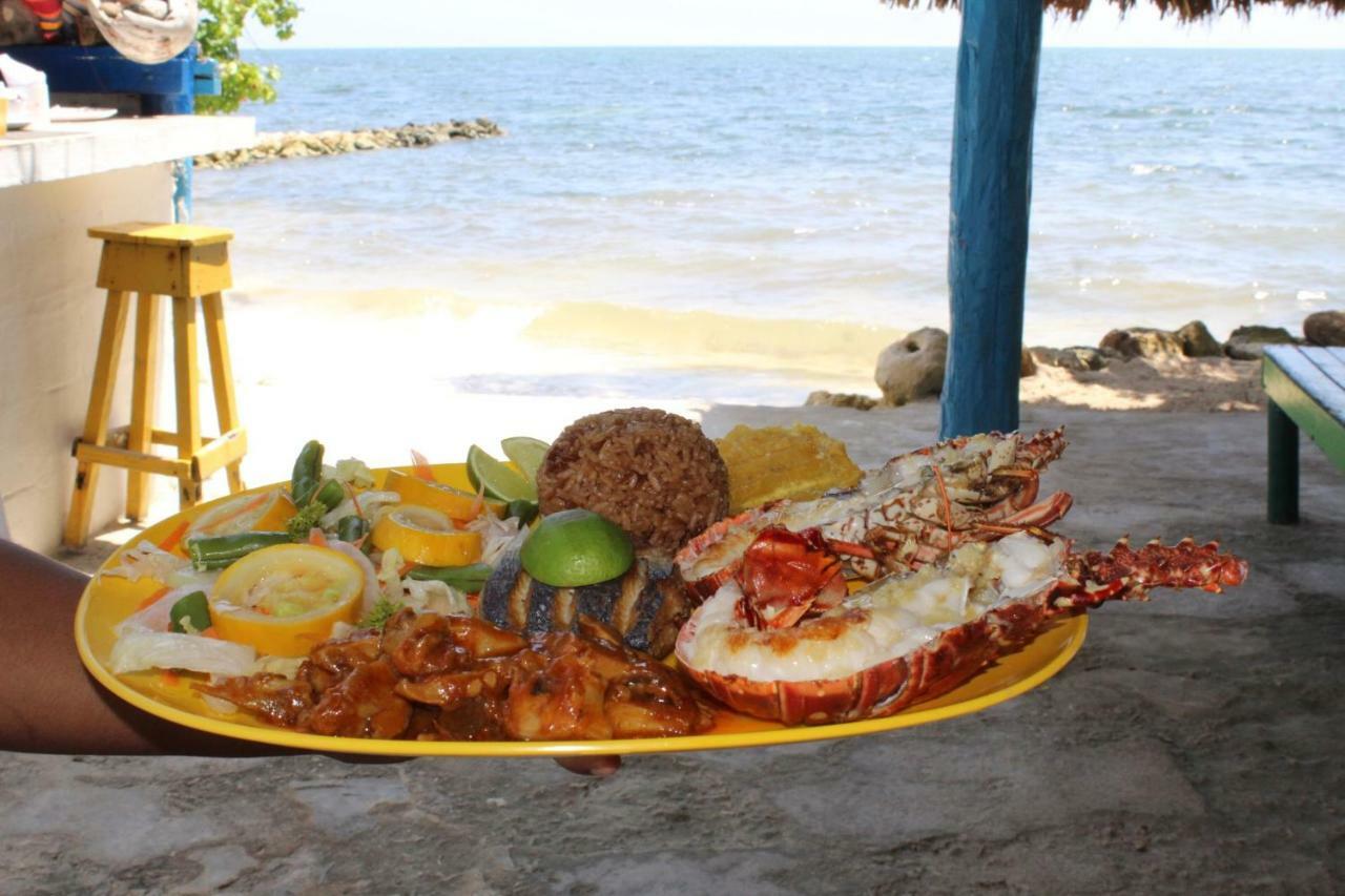 Hotel Puntanorte Tintipan Island Extérieur photo